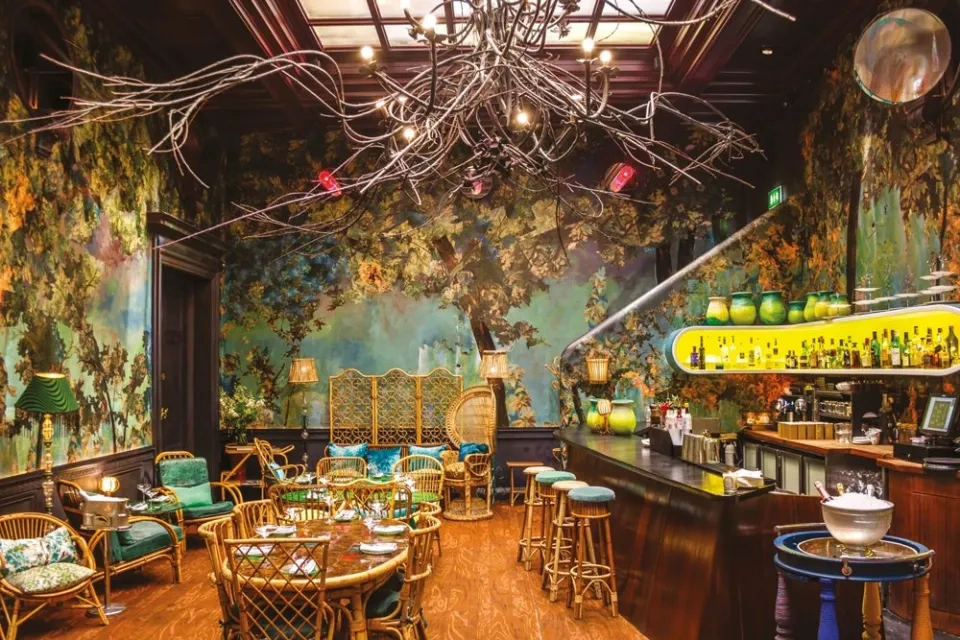 Sketch reviews by Anjelika Lours' Kour @globalnewyorker