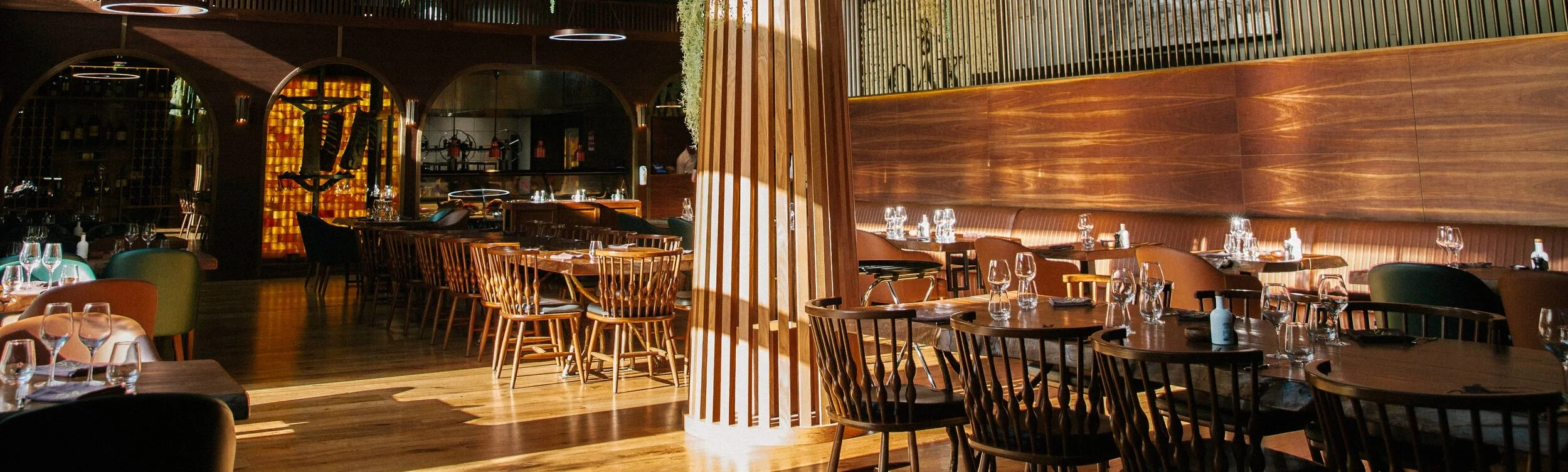 8 Oak Steakhouse