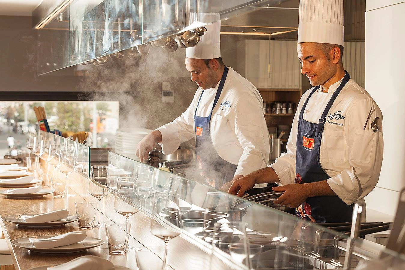 Di Martino Pasta Bar restaurant in Napoly, Italy, reviews by Anjelika Lours' Kour @globalnewyorker