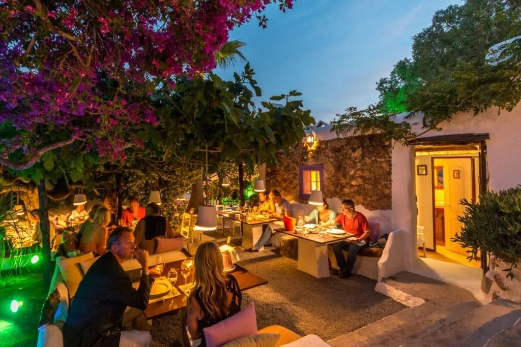 La Luna Nell' Orto restaurant in Illes Balears, Spain, reviews by Anjelika Lours' Kour @globalnewyorker