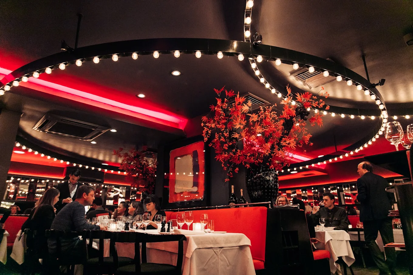 Le Garage restaurant in Amsterdam, Netherlands, reviews by Anjelika Lours' Kour @globalnewyorker