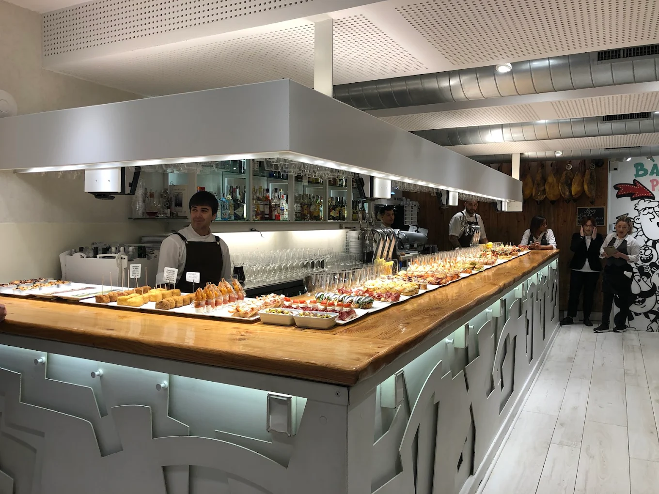Beti-Jai Berria bistro in Gipuzkoa, Spain, reviews by Anjelika Lours' Kour @globalnewyorker
