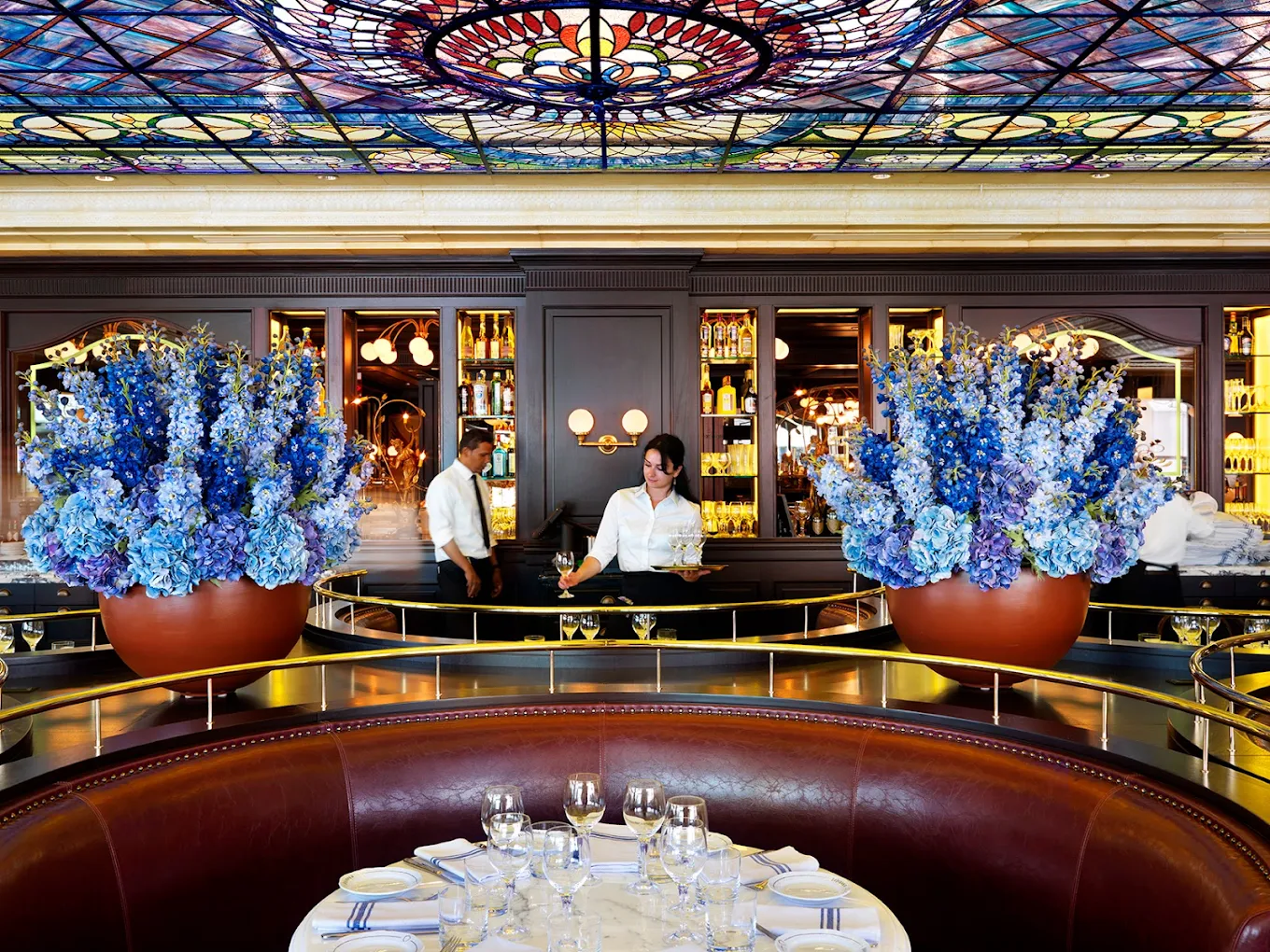 La Société restaurant in Toronto, Canada, reviews by Anjelika Lours' Kour @globalnewyorker