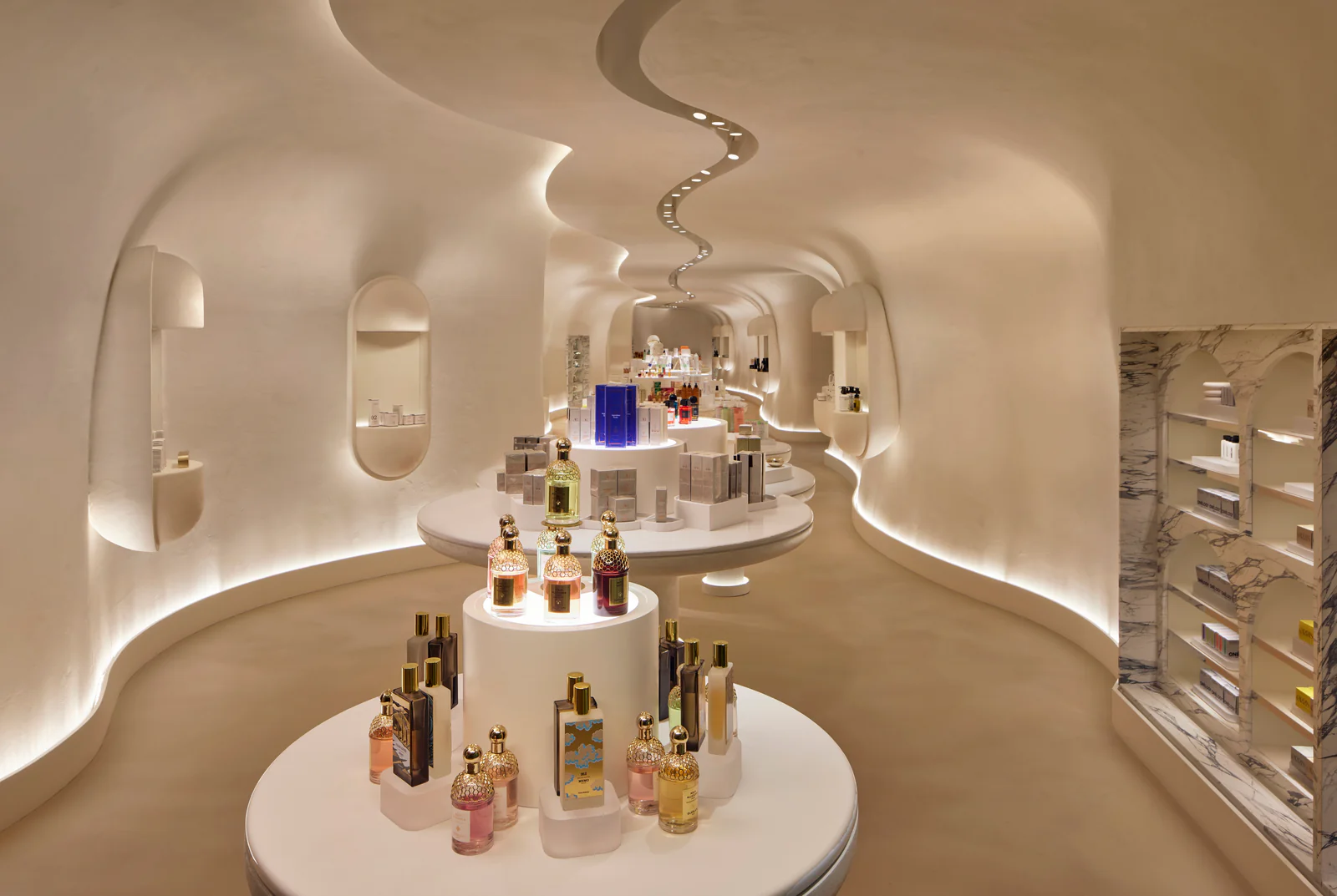 Printemps department concept store Downtown Manhattan - New York, NY, reviews by Anjelika Lours' Kour @globalnewyorker